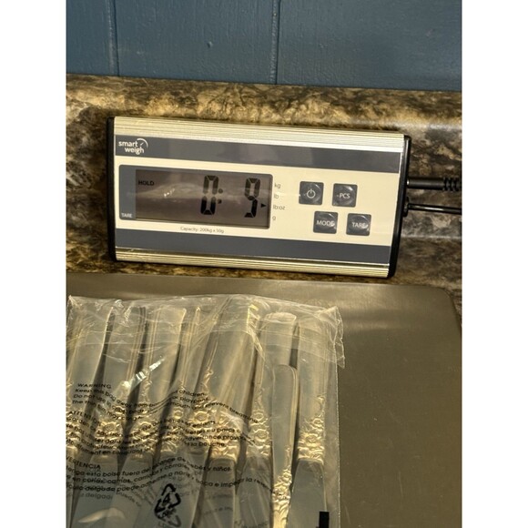 8 Oneida Prestige GAY ADVENTURE Silverplate Dinner Knives 1955 - Picture 5 of 5